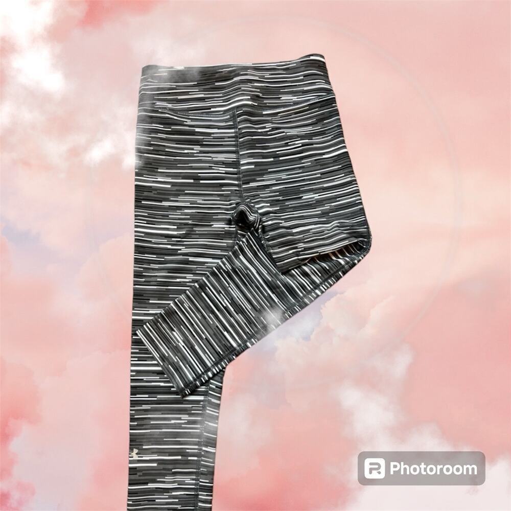 Under Armor Compression Heat Gear CAPRI Black & Grey Leggings, Women's size XS